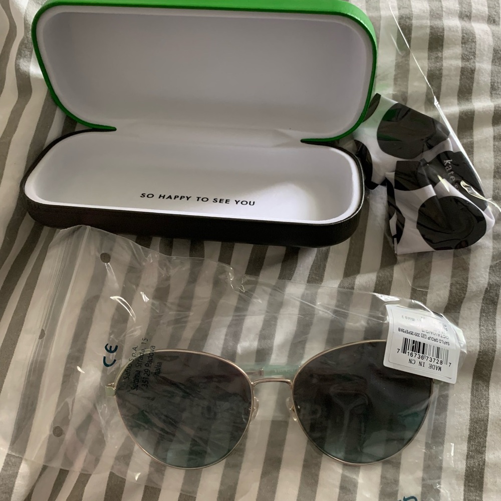 Kate spade mint sunglasses